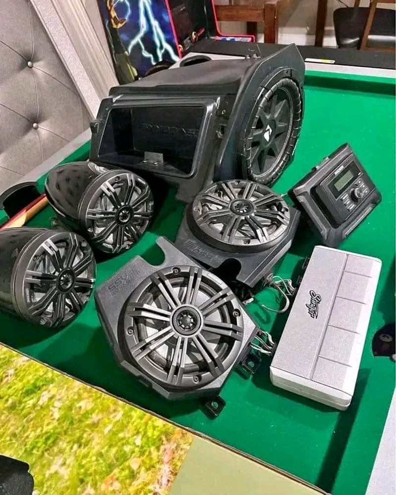 Polaris RZR Kicker Sound System